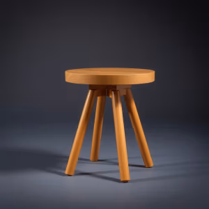 Fotpall.se-pallen har en enkel, modern design med en rund träsits och fyra lätt vinklade ben, som visas mot en mörk neutral bakgrund.